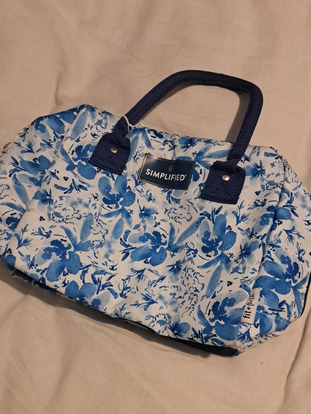 Simplified Lunch Tote